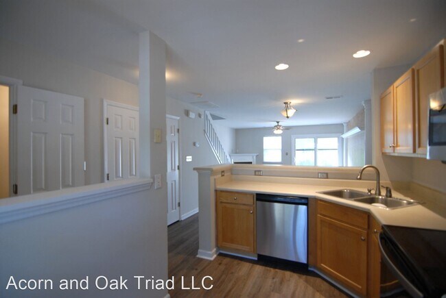 Foto del edificio - 2 br, 2.5 bath House - 5021 Bartholomews Lane