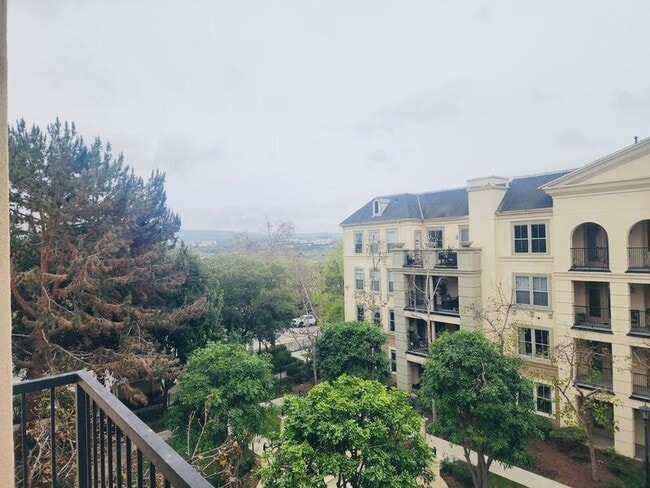 Photo - 2463 Watermarke Pl House