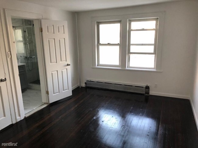 Building Photo - 1 br, 1 bath  - 2131 29th St