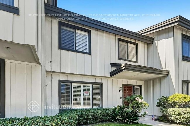 Building Photo - 9645 Karmont Ave