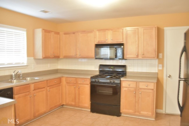 Building Photo - 4979 Harley Beth Dr SW