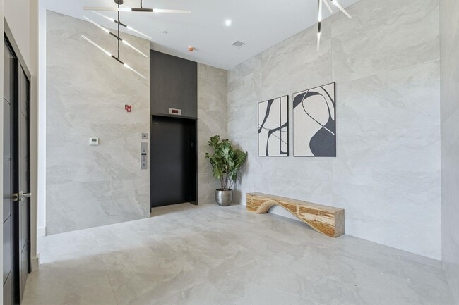 Building Photo - 9-11 Passaic St