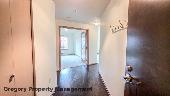 Building Photo - Sunny Capitol Hill 2 BR 1.5 BA Condo with Garage Parking Included & Skyline Views!