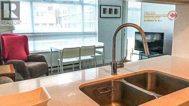 Photo du bâtiment - 438-438 Seymour St