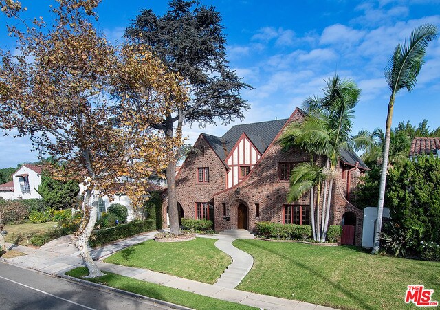 Foto del edificio - 112 S Highland Ave
