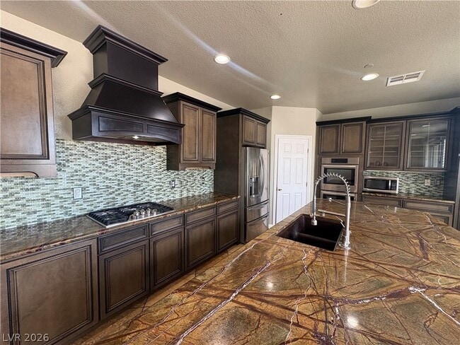 Foto del edificio - 7811 Stroh Ln