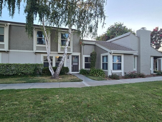 Building Photo - 4275 Dry Bed Ct