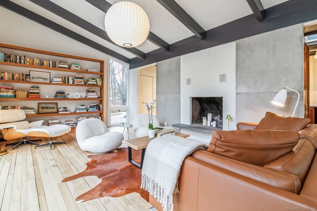 19 Spargo Rd, Roxbury, CT 06783 House Rental in Roxbury, CT