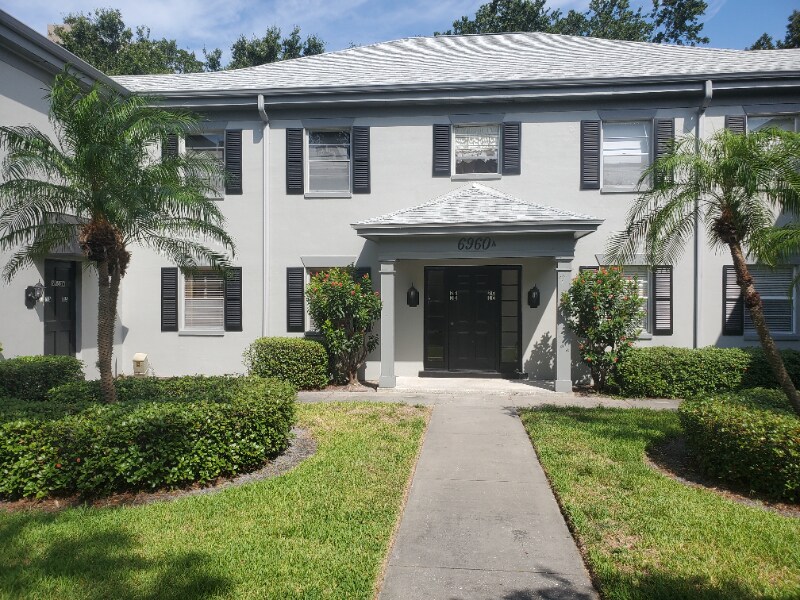 6960A Sunset Dr S Unit 2B, South Pasadena, FL 33707 Condo for Rent in South Pasadena, FL