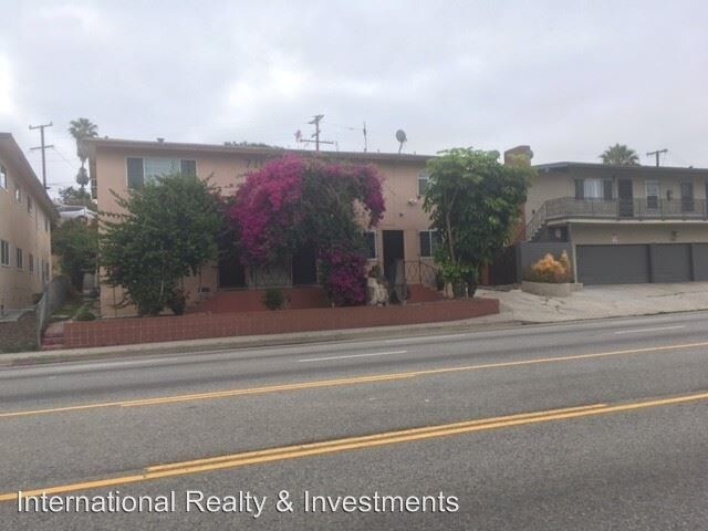 Primary Photo - 7116 S La Cienega Blvd