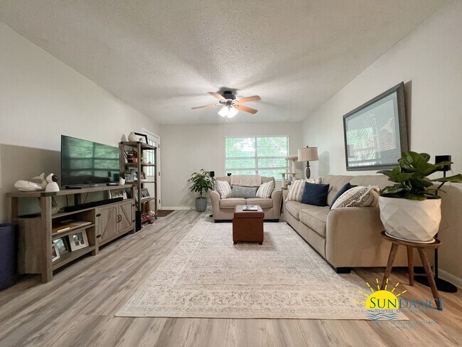 Foto del edificio - Renovated 3 bedroom in Fair Oaks Village o...