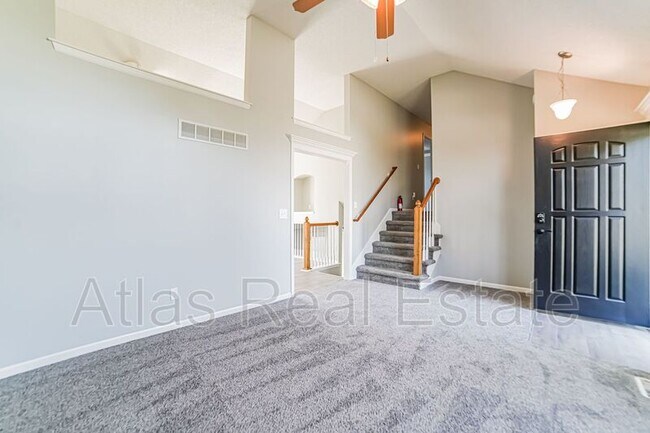 Building Photo - 9215 NE 116th Terr