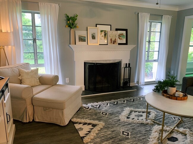 Building Photo - 1680 Algonquin Trl