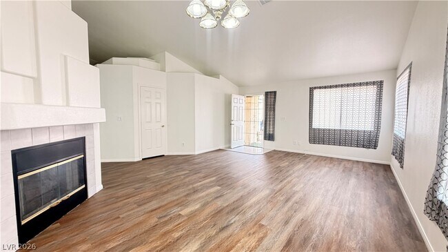Building Photo - 6263 Dalbergia Ave