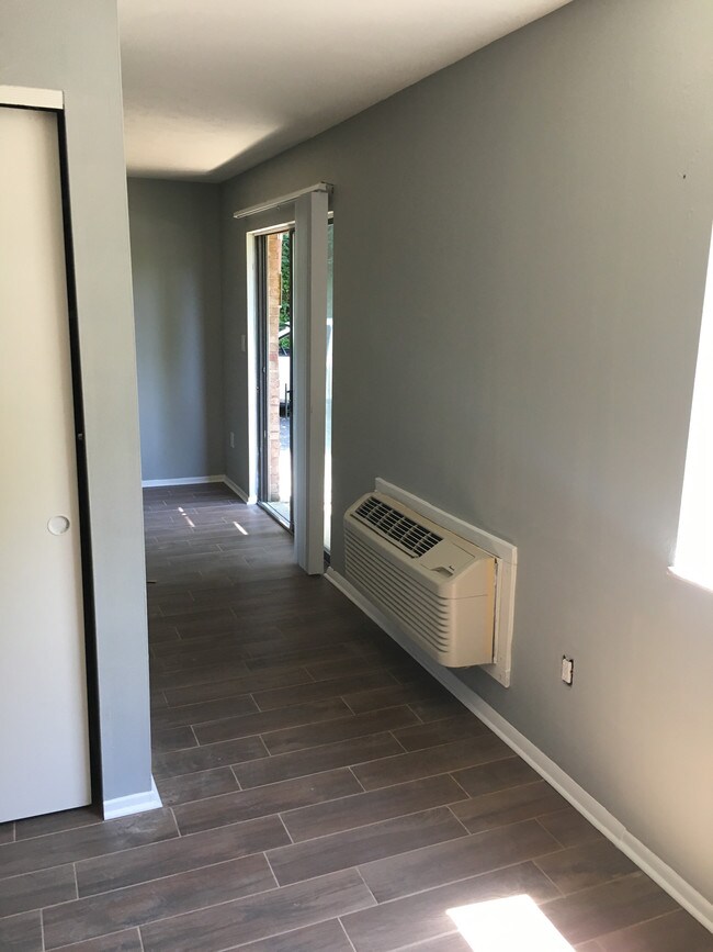 Foto del edificio - 1216 E Dorothy Ln