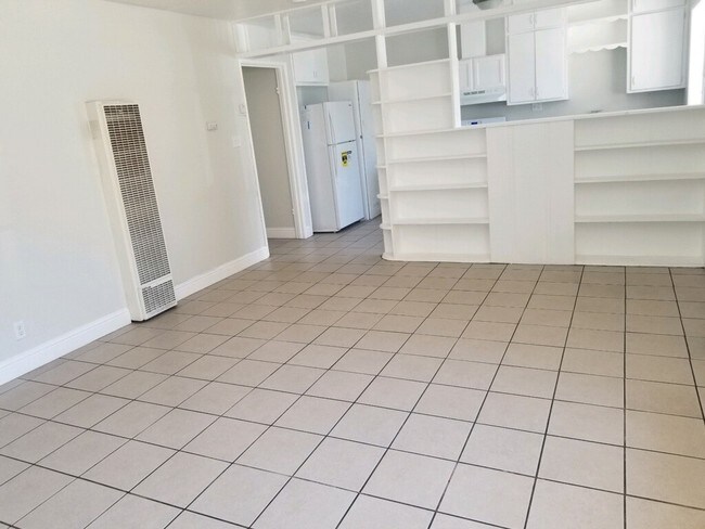 Foto del edificio - 329 North Glenn Avenue, Unit 339