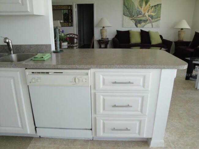 Building Photo - 6104 Palma Del Mar Blvd S