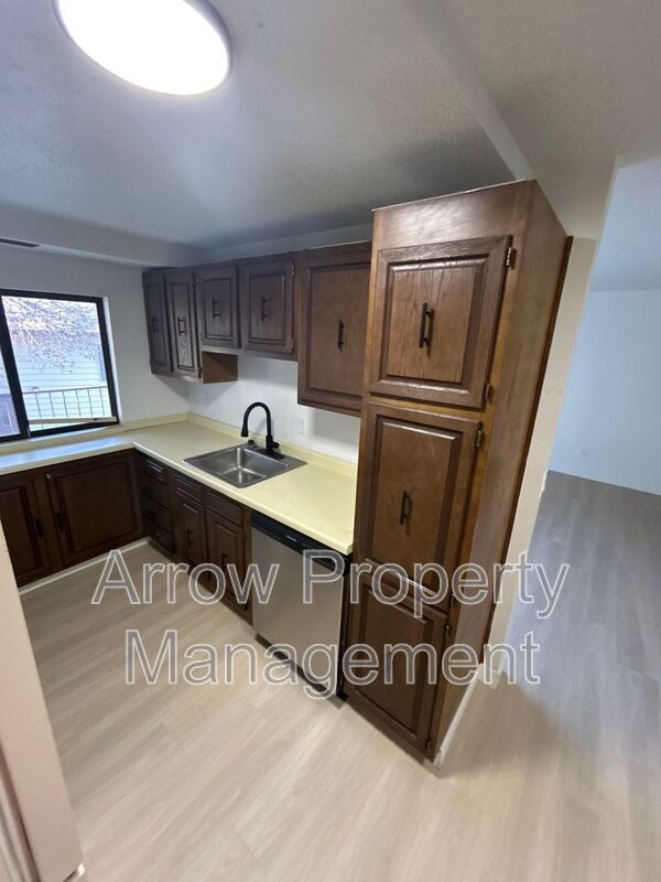 Foto del edificio - 207 E Arbor Ave