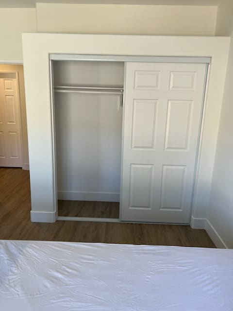 Foto del edificio - 8550 Rolling Hills Dr