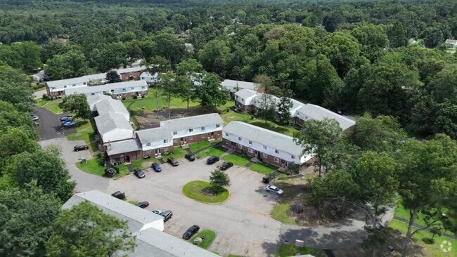  - Kingswood Apartments