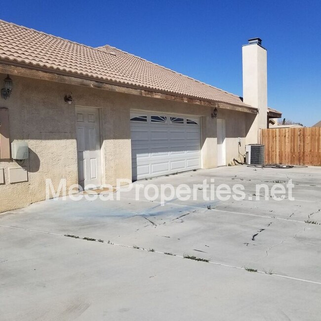 Building Photo - 13966 Okesa Rd