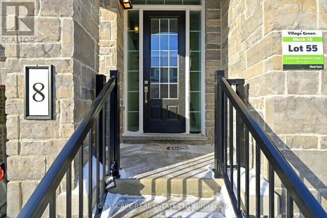 Photo du bâtiment - 8 Andrew Knowles Ln