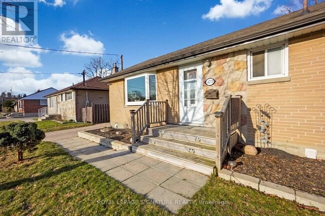Building Photo - 473 Fernhill Blvd