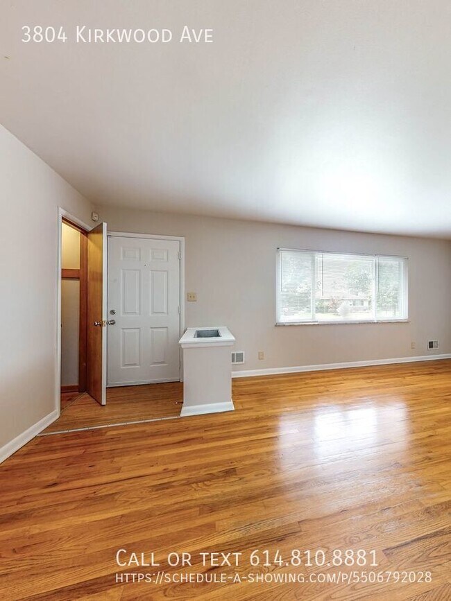 Building Photo - Three Bedroom Home- Mid Century Ranch