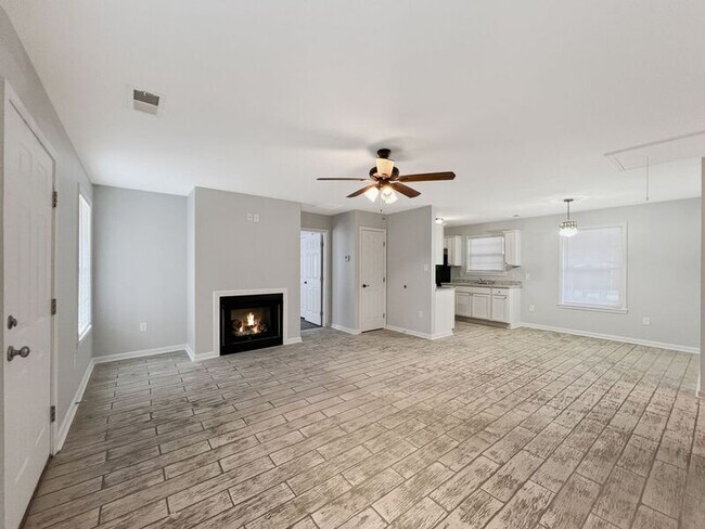 Foto del edificio - 626 W Pleasant Ave