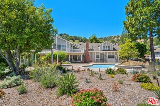 Building Photo - 21663 Ulmus Dr