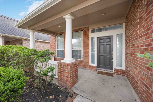 Foto del edificio - 19311 Lincoln Heights Ln