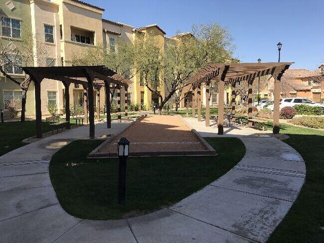 Foto del edificio - 14575 W Mountain View Blvd
