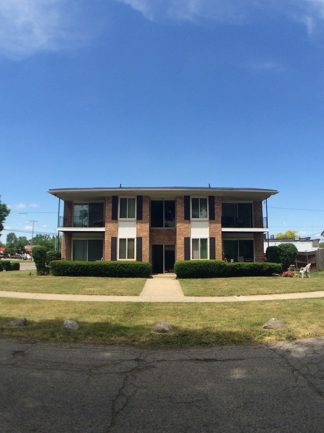 Building Photo - Venoy Garden Apartments