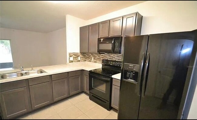 Building Photo - 9943 Hound Chase Dr