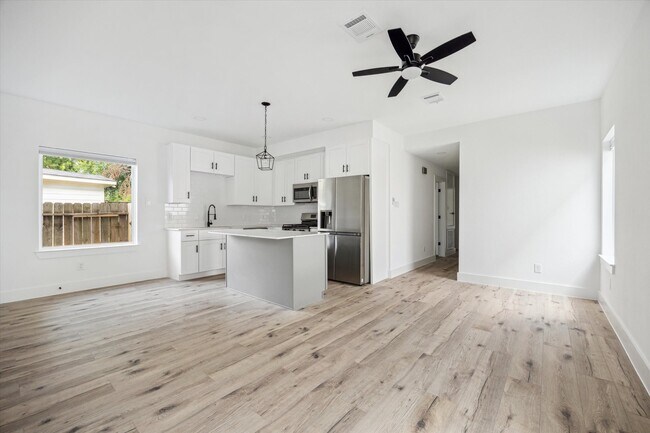 Foto del edificio - 4131 Mallow St