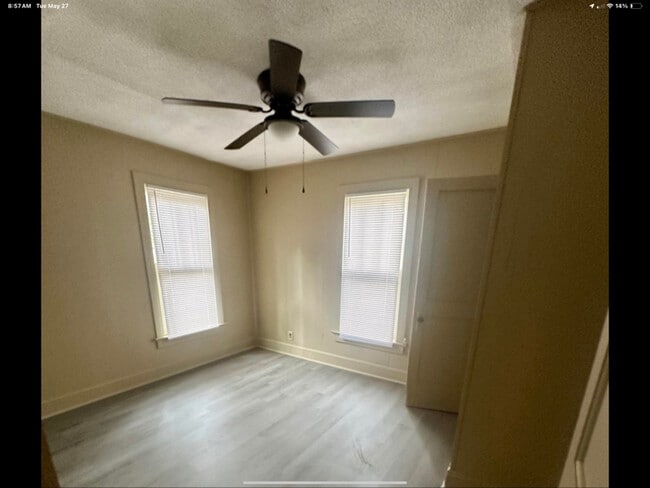 Foto del edificio - 711 Grandview Ave