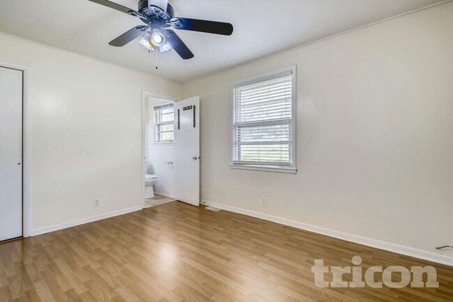 Building Photo - 217 Shevel Dr