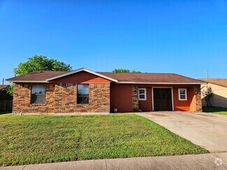 Building Photo - 2104 Spicewood Dr