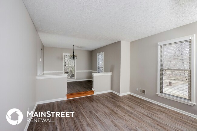 Foto del edificio - 5904 Bluffington Ct