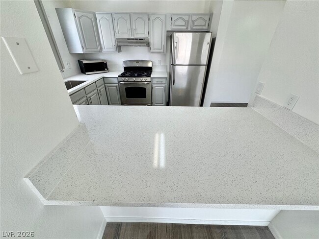 Foto del edificio - 1375 E Hacienda Ave