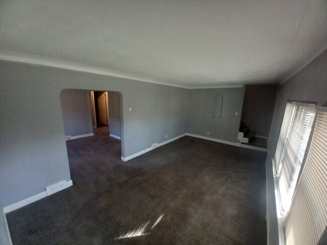 Foto del edificio - 10040 Mansfield St