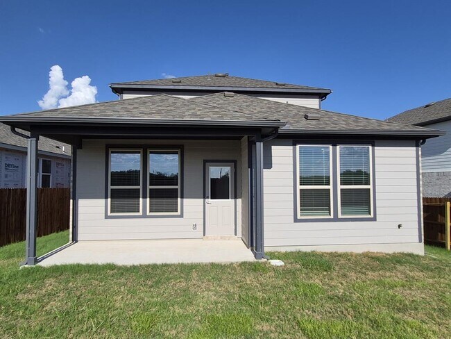Building Photo - 224 Groveland Dr
