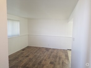 Building Photo - 311 N 100 E