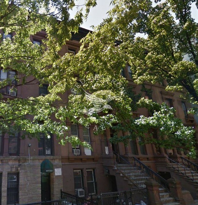 Foto del edificio - 160 W 132nd St