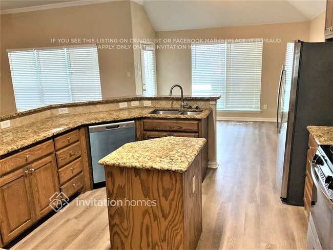 Building Photo - 512 Hidden Meadow Ct