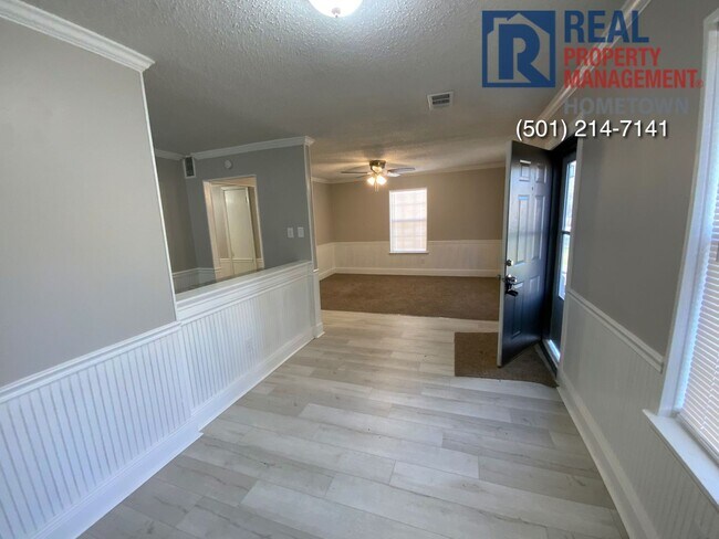 Building Photo - 8600 Winston-