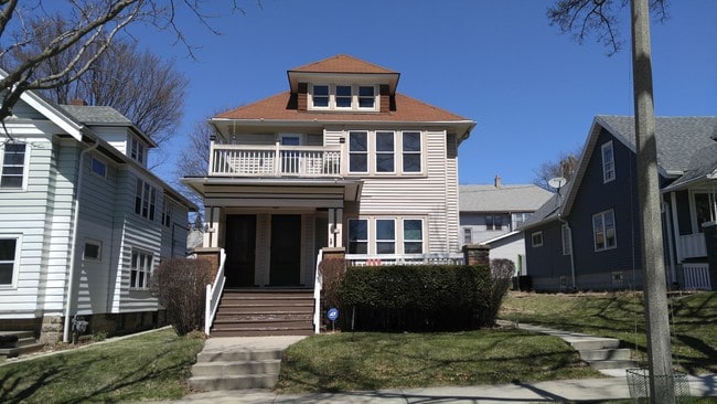 Your New Home - 5414 W Galena St
