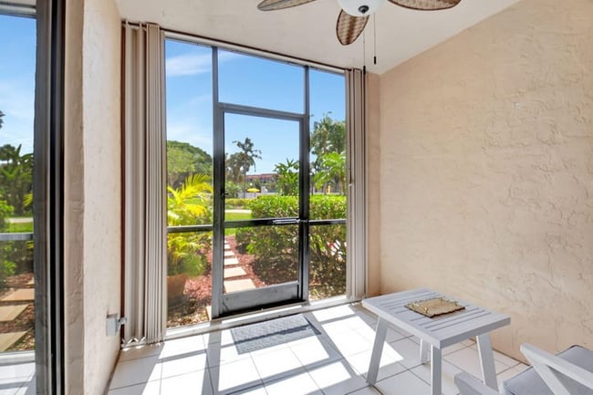 Photo - 2255 Lindell Blvd Apartment