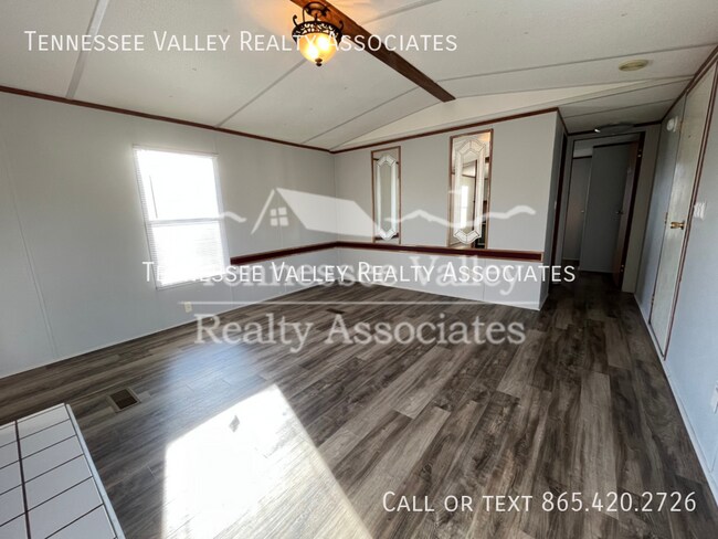 Foto del edificio - 2248 Knoxville Hwy