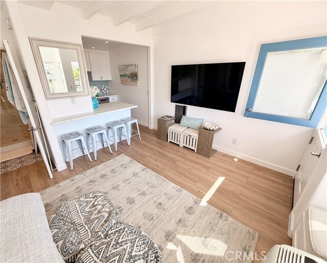 Building Photo - 420 Monterey Ln